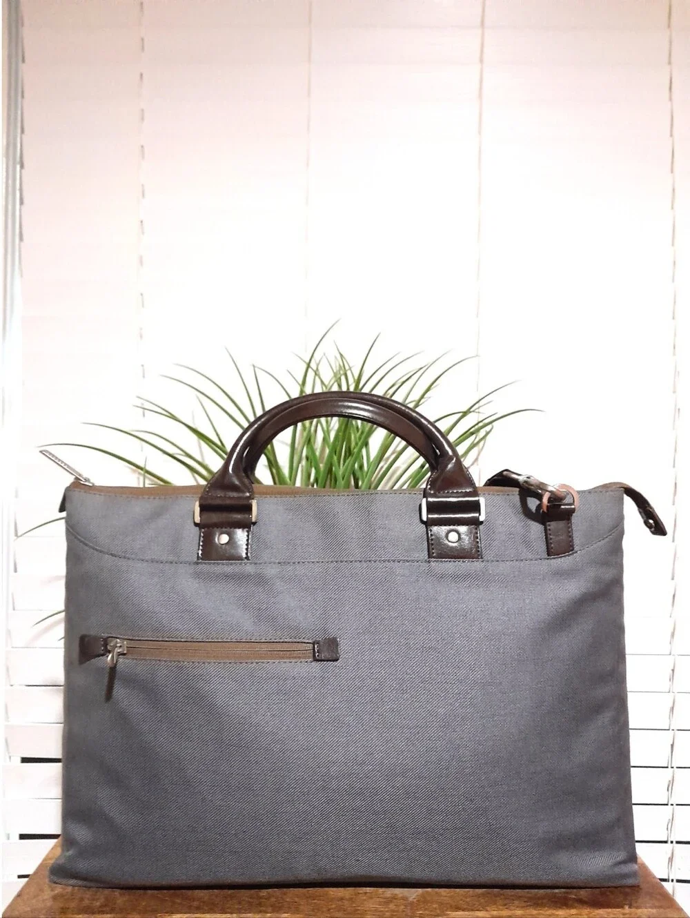 retired Moshi Urbana 15